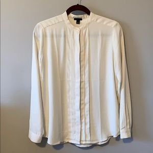 Ann Taylor cream long sleeve button down blouse